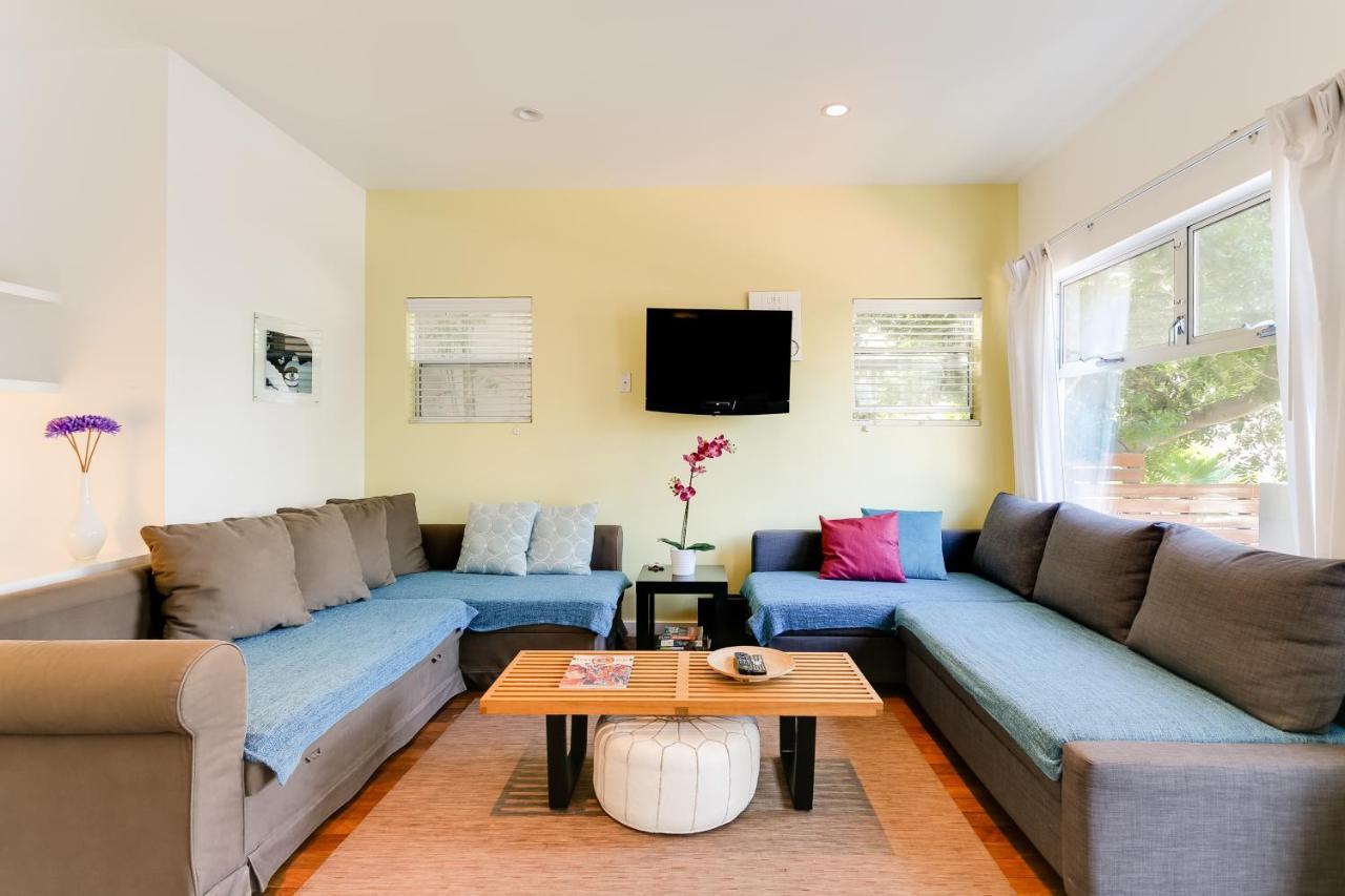 Venice Beach Vacation Condos - Los Angeles, Los Angeles